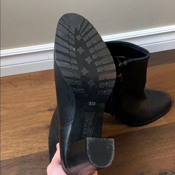 Ralph Lauren Tassel Ankle Heeled Leather Boots - Picture 5 of 9